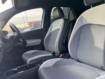 VOLKSWAGEN ID.3 Pro Performance 58kWh Business Hatchback 5dr Electric Auto 