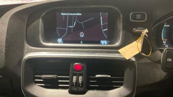 VOLVO V40 1.5 T3 R-Design Pro Hatchback 5dr Petrol Auto Euro 6 (s/s) (152 