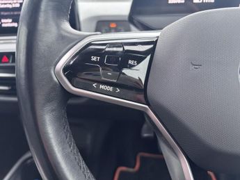 VOLKSWAGEN ID.3 Pro Performance 58kWh Business Hatchback 5dr Electric Auto (204 