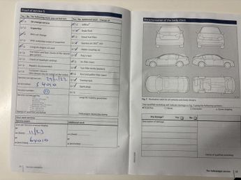 VOLKSWAGEN TIGUAN 2.0 TDI BlueMotion Tech SE Navigation SUV 5dr Diesel DSG 4Motion