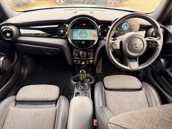 MINI Electric Hatch Cooper SE 32.6kWh Level 2 Hatchback 3dr Electric Auto (184 ps)