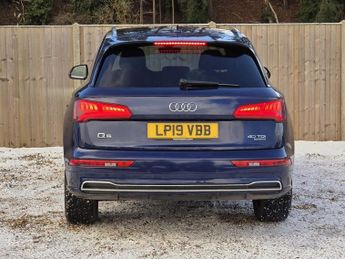 AUDI Q5 2.0 TDI 40 S line SUV 5dr Diesel S Tronic quattro Euro 6 (s/s) (