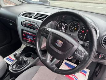 SEAT LEON 1.6 TDI CR SE Hatchback 5dr Diesel Manual Euro 5 (s/s) (105 ps)