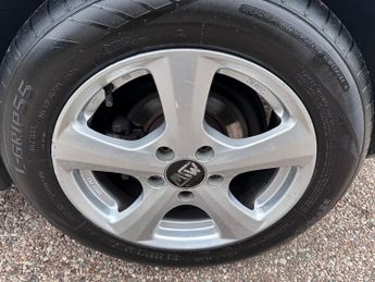 SEAT LEON 1.6 TDI CR SE Hatchback 5dr Diesel Manual Euro 5 (s/s) (105 ps)