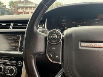 LAND ROVER RANGE ROVER 4.4 SD V8 Vogue SE SUV 5dr Diesel Auto 4WD-2 Former Keepers-Fini