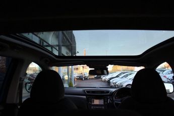 NISSAN QASHQAI 1.5 dCi N-Connecta SUV 5dr Diesel Manual Euro 6 (s/s) (110 ps)