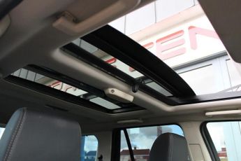 LAND ROVER FREELANDER 2 2.2 SD4 HSE Lux SUV 5dr Diesel CommandShift 4WD Euro 5 (190 ps)