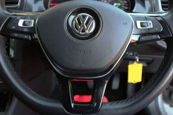 VOLKSWAGEN GOLF 1.6 TDI SE Nav Hatchback 5dr Diesel DSG Euro 6 (s/s) (115 ps)