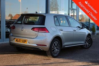 VOLKSWAGEN GOLF 1.6 TDI SE Nav Hatchback 5dr Diesel DSG Euro 6 (s/s) (115 ps)