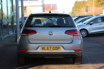 VOLKSWAGEN GOLF 1.6 TDI SE Nav Hatchback 5dr Diesel DSG Euro 6 (s/s) (115 ps)
