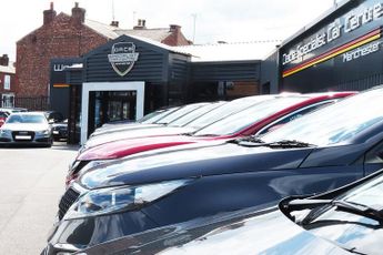 LAND ROVER RANGE ROVER EVOQUE 2.0 TD4 SE Tech SUV 5dr Diesel Auto 4WD Euro 6 (s/s) (180 ps)