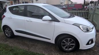 Hyundai I10 1.0 Premium Hatchback 5dr Petrol Manual Euro 5 (66 ps)
