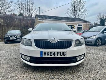 SKODA OCTAVIA 2.0 TDI Elegance Hatchback 5dr Diesel DSG Euro 5 (s/s) (150 ps)