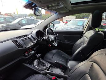 KIA SPORTAGE 2.0 CRDi KX-3 SUV 5dr Diesel Auto AWD Euro 5 (134 bhp)