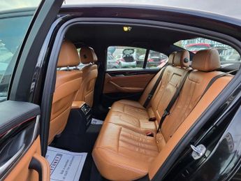 BMW 5 SERIES 2.0 520d M Sport Saloon 4dr Diesel Auto Euro 6 (s/s) (190 ps)