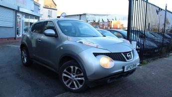 Nissan Juke 1.6 Tekna SUV 5dr Petrol CVT Euro 5 (117 ps)