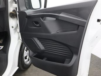 RENAULT TRAFIC 2.0 dCi Blue SL28 Business Panel Van 5dr Diesel Manual L1 H1 Eur