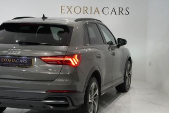 AUDI Q3 1.5 TFSI CoD 35 Black Edition SUV 5dr Petrol S Tronic Euro 6 (s/