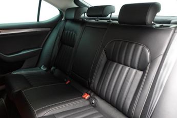 SKODA SUPERB 1.4 TSI iV 13kWh SE L Hatchback 5dr Petrol Plug-in Hybrid DSG Eu