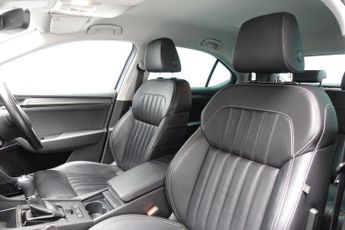 SKODA SUPERB 1.4 TSI iV 13kWh SE L Hatchback 5dr Petrol Plug-in Hybrid DSG Eu