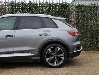 AUDI Q4 E-TRON 40 S line SUV 5dr Electric Auto 82kWh (204 ps)