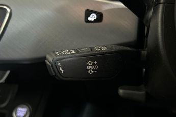 AUDI A4 2.0 TFSI 35 Technik Saloon 4dr Petrol S Tronic Euro 6 (s/s) (150