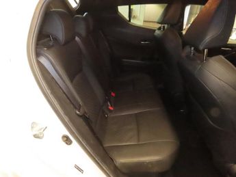 TOYOTA C-HR 1.8 VVT-h Excel SUV 5dr Petrol Hybrid CVT Euro 6 (s/s) (122 ps) 