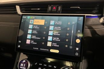 JAGUAR F-PACE 2.0 P400e 17.1kWh R-Dynamic Black SUV 5dr Petrol Plug-in Hybrid 