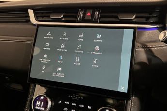 JAGUAR F-PACE 2.0 P400e 17.1kWh R-Dynamic Black SUV 5dr Petrol Plug-in Hybrid 