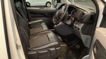 PEUGEOT E-EXPERT e 1200 75kWh Professional MWB electric panel van, Automatic, 42,