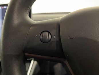 TESLA Model 3 (Dual Motor) Long Range Saloon 4dr Electric Auto 4WDE (346 ps)