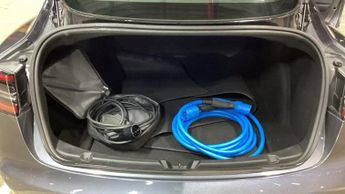 TESLA Model 3 (Dual Motor) Long Range Saloon 4dr Electric Auto 4WDE (346 ps)