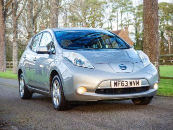 NISSAN LEAF 24kWh Acenta Hatchback 5dr Electric Auto (107 bhp)