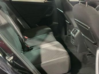 VOLKSWAGEN TIGUAN 2.0 TDI SE SUV 5dr Diesel DSG 4Motion Euro 6 (s/s) (150 ps)