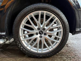 AUDI Q5 3.0 TDI V6 S line SUV 5dr Diesel S Tronic quattro Euro 6 (s/s) (