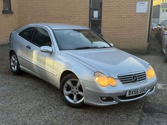 Mercedes C Class 2.1 C200 CDI SE Coupe 2dr Diesel Automatic (183 g/km, 122 bhp)
