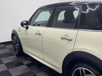 MINI HATCH 2.0 Cooper S Hatchback 5dr Petrol Auto Euro 6 (s/s) (192 ps)