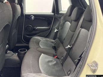 MINI HATCH 2.0 Cooper S Hatchback 5dr Petrol Auto Euro 6 (s/s) (192 ps)