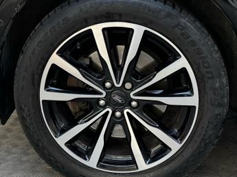 FORD KUGA 1.5 TDCi ST-Line SUV 5dr Diesel Powershift Euro 6 (s/s) (120 ps)