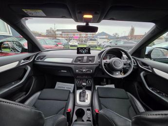 AUDI Q3 1.4 TFSI CoD S line Edition SUV 5dr Petrol S Tronic Euro 6 (s/s)