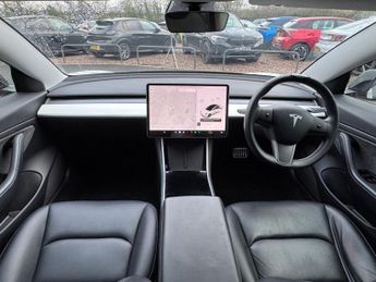 TESLA Model 3 Standard Range Plus Saloon 4dr Electric Auto RWD 