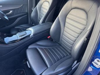 MERCEDES-BENZ EQC EQC 400 80kWh AMG Line (Premium) SUV 5dr Electric Auto 4MATIC 