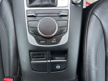 AUDI A3 2.0 TDI SE Technik Sportback S Tronic Euro 6 (s/s) 5dr