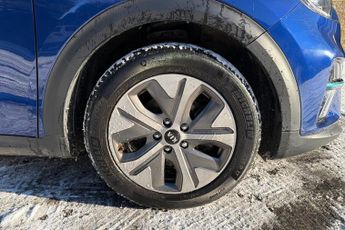 KIA NIRO 64kWh 4+ SUV 5dr Electric Auto (201 bhp) Reverse Camera, Front /