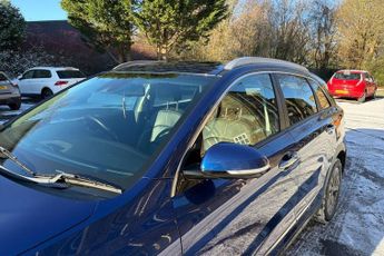 KIA NIRO 64kWh 4+ SUV 5dr Electric Auto (201 bhp) Reverse Camera, Front /