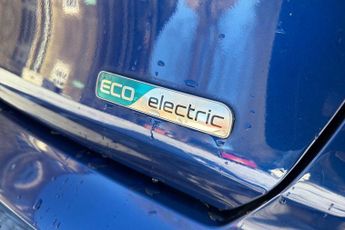 KIA NIRO 64kWh 4+ SUV 5dr Electric Auto (201 bhp)
