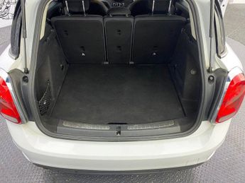 MINI COUNTRYMAN 1.5 Cooper Classic SUV 5dr Petrol Steptronic Euro 6 (s/s) (136 p