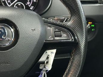 SKODA OCTAVIA 2.0 TDI vRS Estate 5dr Diesel DSG Euro 6 (s/s) (SNav) (184 ps)