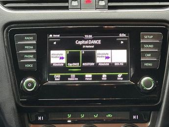 SKODA OCTAVIA 2.0 TDI vRS Estate 5dr Diesel DSG Euro 6 (s/s) (SNav) (184 ps)