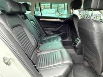 VOLKSWAGEN PASSAT 2.0 TDI BlueMotion Tech GT Estate 5dr Diesel DSG Euro 6 (s/s) (1